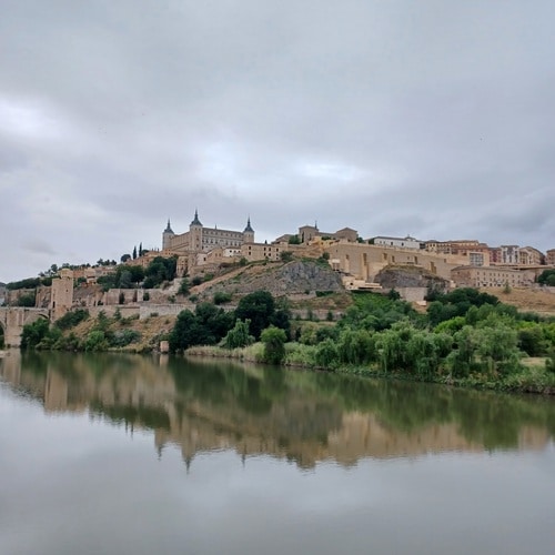 Vistas de Toledo desde el puente del Río Tajo