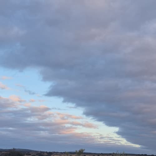 puesta de sol cielo nublado por preparador lengua